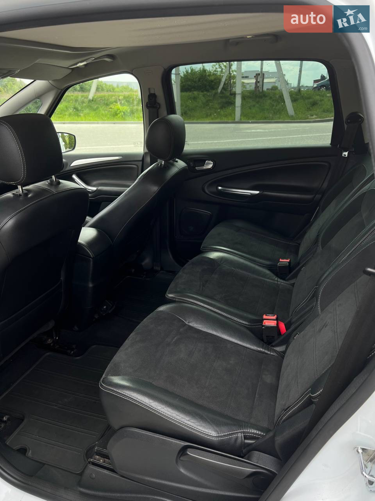 2013 Ford S-MAX - мініатюра 16
