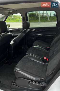 Минивэн Ford S-Max 2013 в 