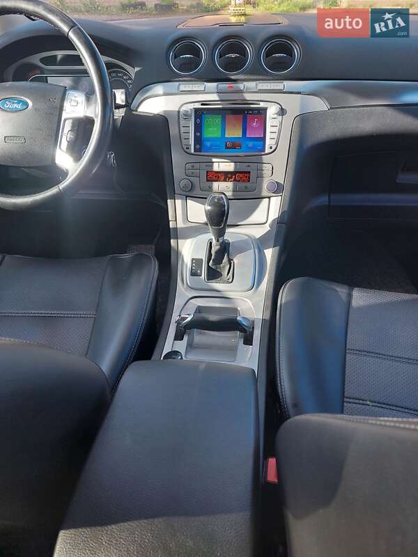 Минивэн Ford S-Max 2008 в Каменец-Подольском