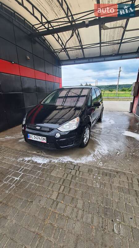 Минивэн Ford S-Max 2008 в 
