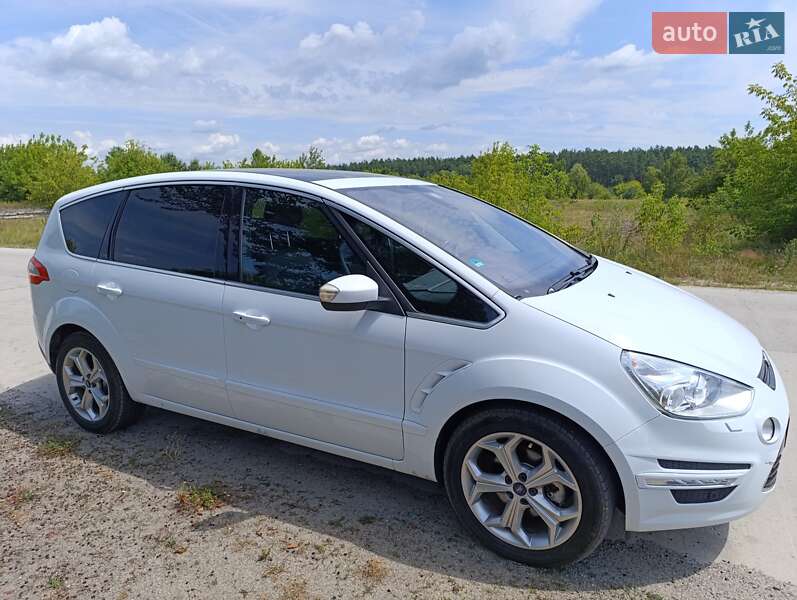 Минивэн Ford S-Max 2013 в Славуте