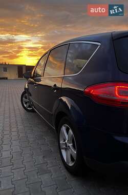 Минивэн Ford S-Max 2011 в 