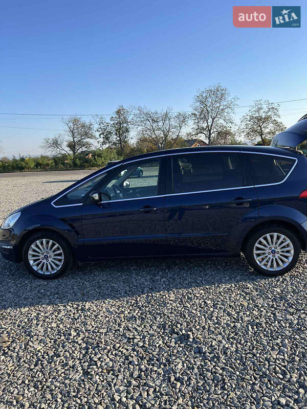 Мінівен Ford S-Max 2012 в Чернівцях