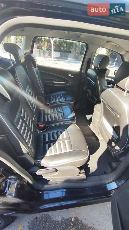 Минивэн Ford S-Max 2007 в Кременчуге