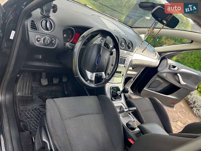 Минивэн Ford S-Max 2009 в Самборе