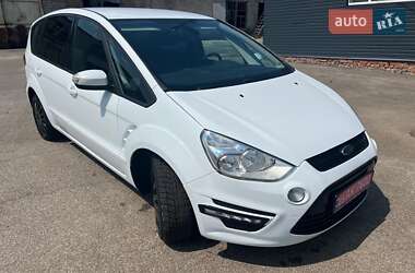 Минивэн Ford S-Max 2013 в 