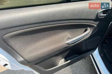 Минивэн Ford S-Max 2013 в 