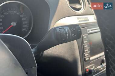 Минивэн Ford S-Max 2013 в 