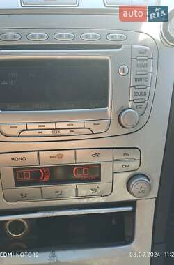 Минивэн Ford S-Max 2008 в Старой Выжевке