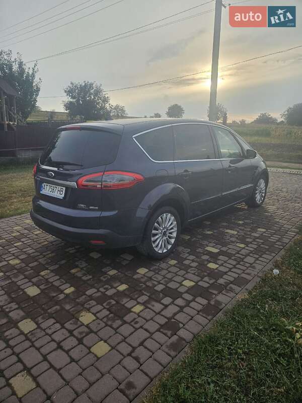 Мінівен Ford S-Max 2013 в Снятині