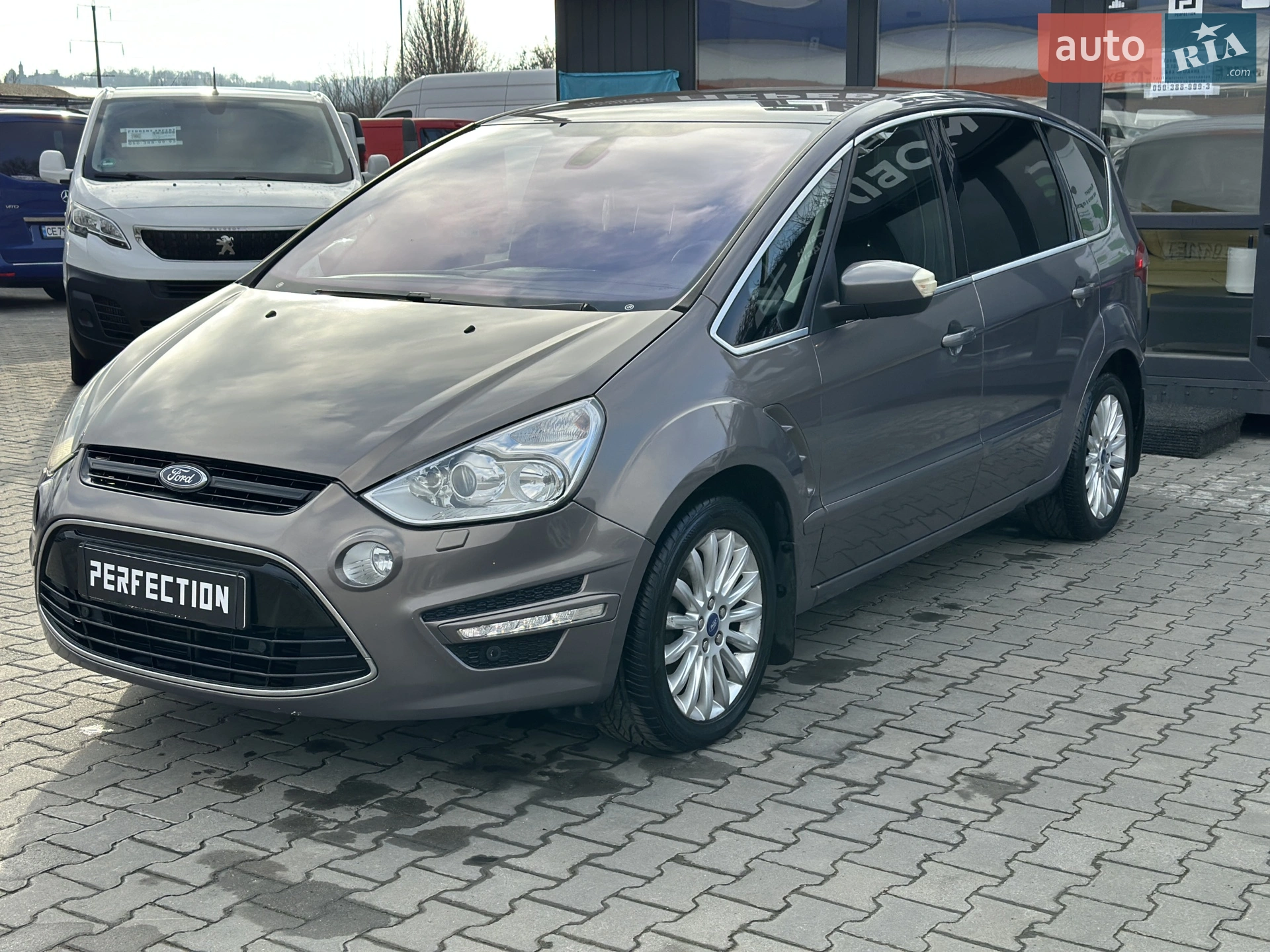 2011 Ford S-MAX - мініатюра 4