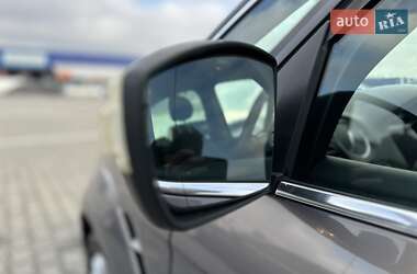 Минивэн Ford S-Max 2011 в 