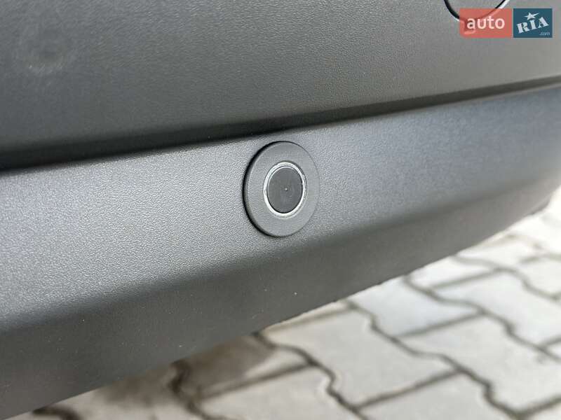 Мінівен Ford S-Max 2011 в Чернівцях фото 19 Мінівен Ford S-Max 2011 в Чернівцях