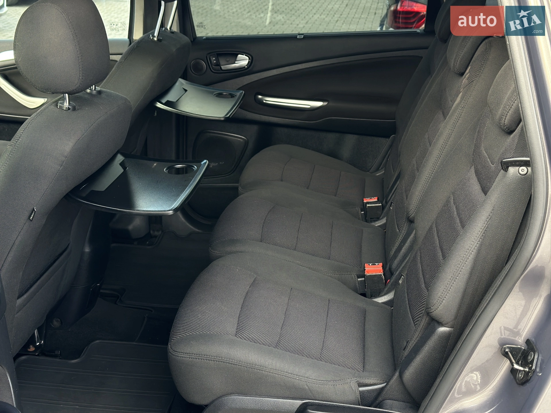 2011 Ford S-MAX - мініатюра 25