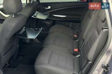Минивэн Ford S-Max 2011 в 