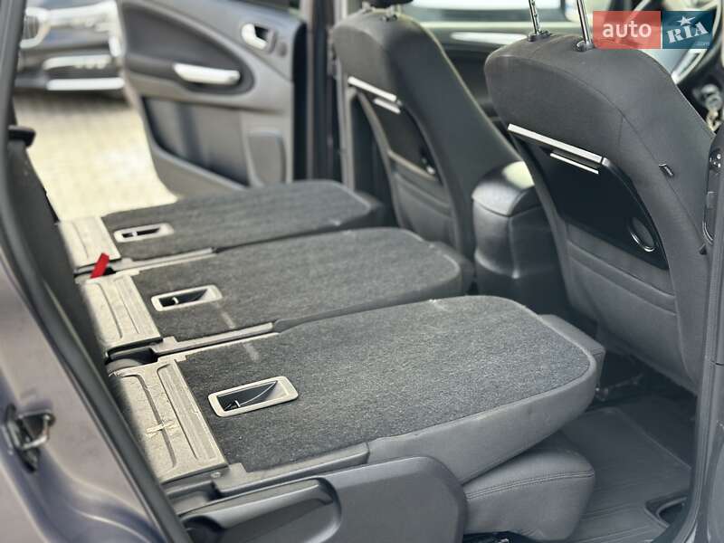 Мінівен Ford S-Max 2011 в Чернівцях фото 32 Мінівен Ford S-Max 2011 в Чернівцях