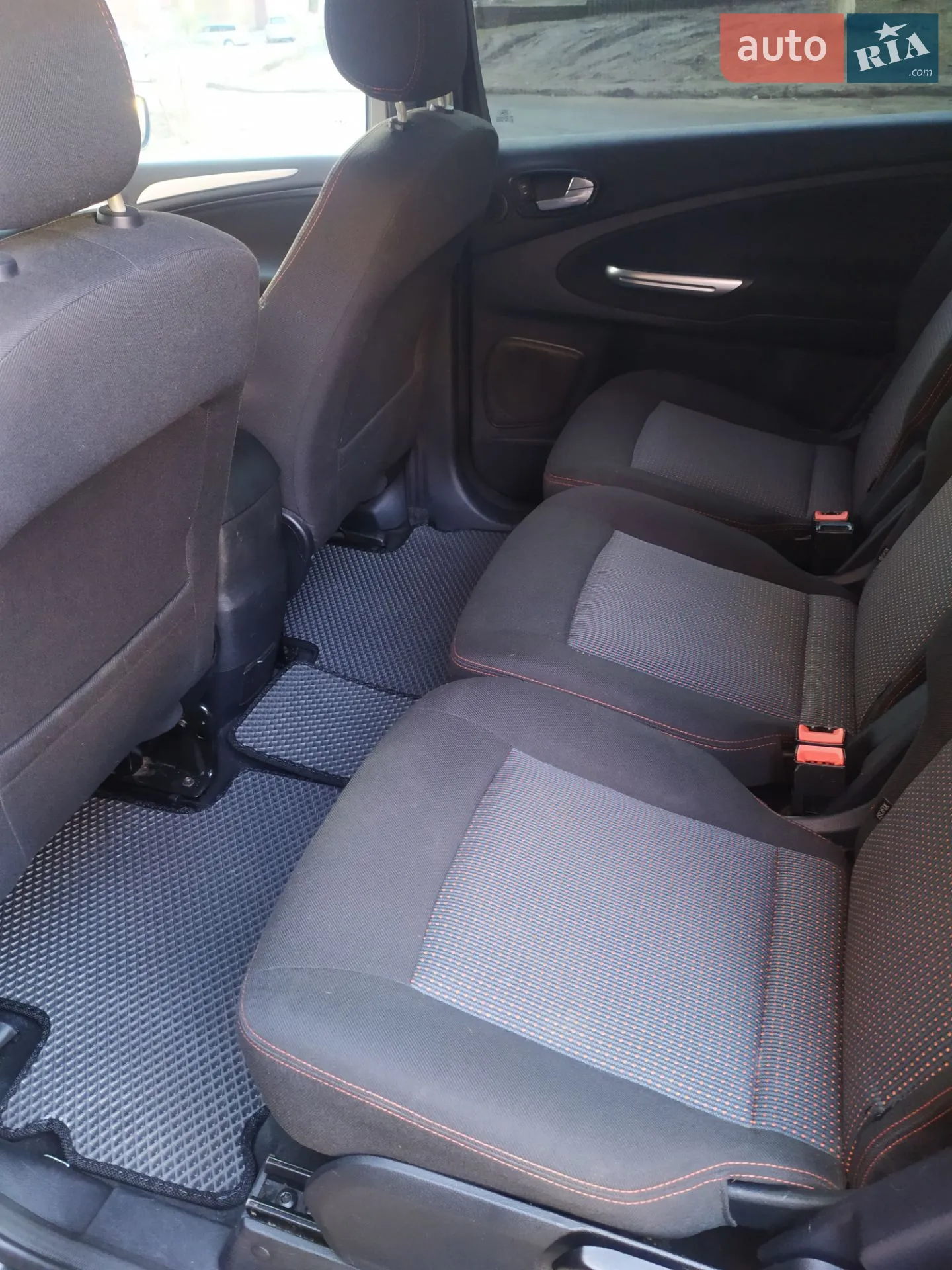 2011 Ford S-MAX - мініатюра 10