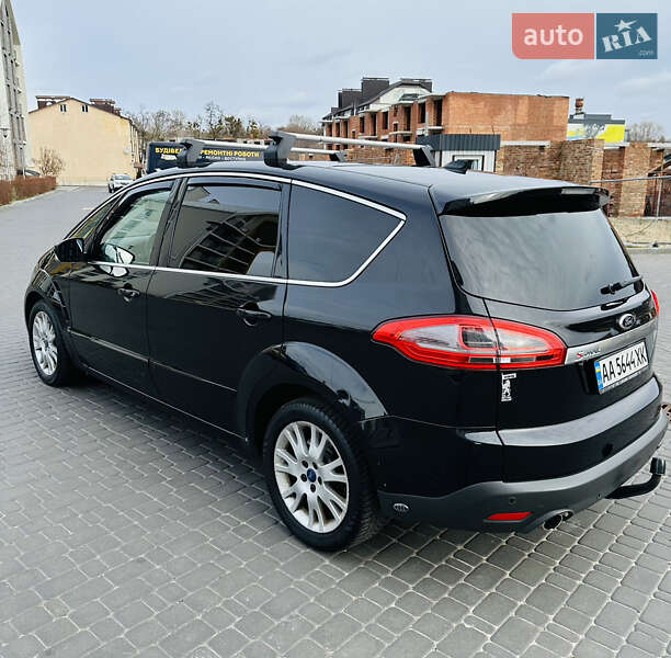 Минивэн Ford S-Max 2012 в Буче