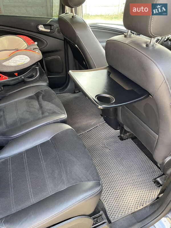 Мінівен Ford S-Max 2014 в Южному