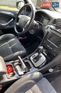 Минивэн Ford S-Max 2014 в 