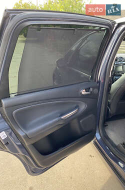 Минивэн Ford S-Max 2014 в 