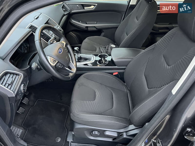 Минивэн Ford S-Max 2016 в Виноградове