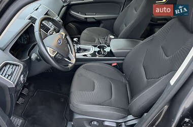 Минивэн Ford S-Max 2016 в 