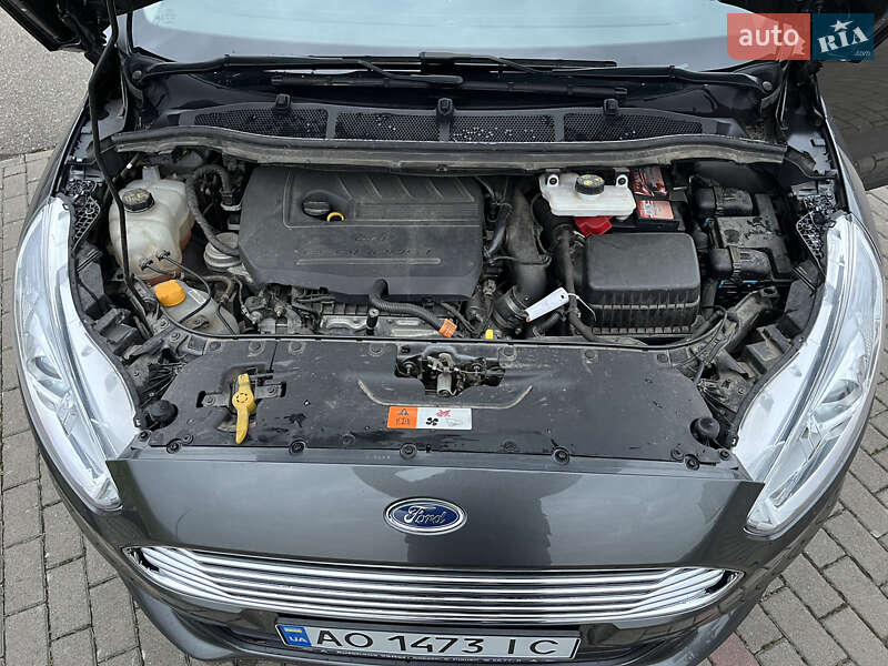 Минивэн Ford S-Max 2016 в Виноградове