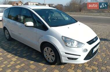 Минивэн Ford S-Max 2012 в 