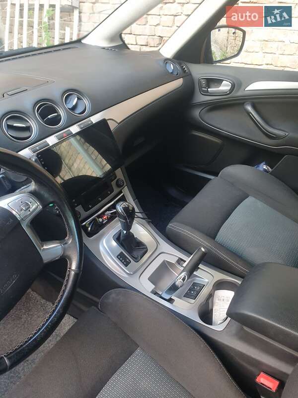 Минивэн Ford S-Max 2010 в Боярке