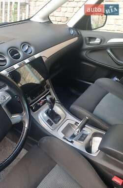 Минивэн Ford S-Max 2010 в 