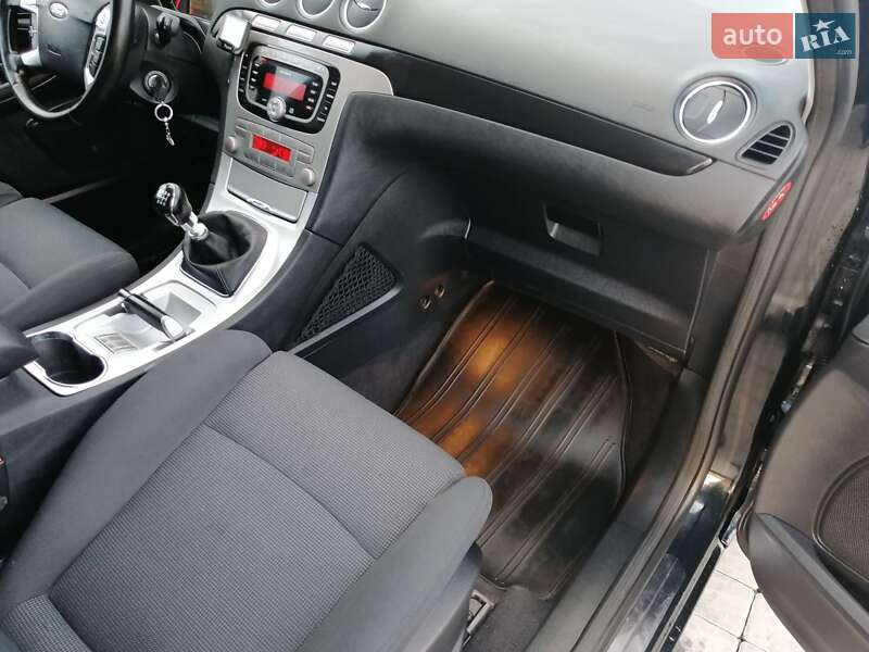 Минивэн Ford S-Max 2010 в Ровно фото 48 Минивэн Ford S-Max 2010 в Ровно