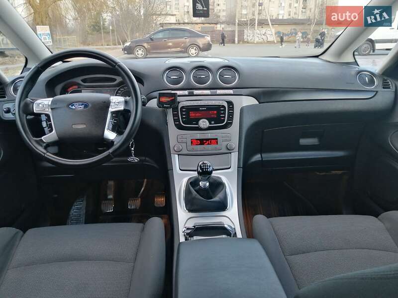 Минивэн Ford S-Max 2010 в Ровно фото 58 Минивэн Ford S-Max 2010 в Ровно