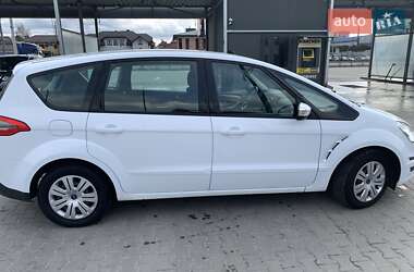 Минивэн Ford S-Max 2013 в 