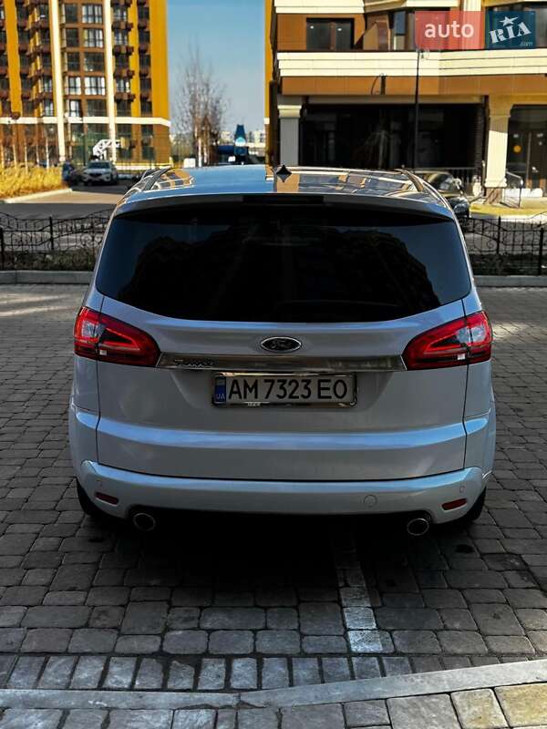 Мінівен Ford S-Max 2014 в Житомирі