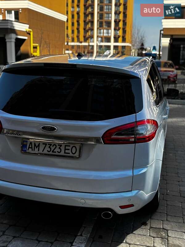 Мінівен Ford S-Max 2014 в Житомирі
