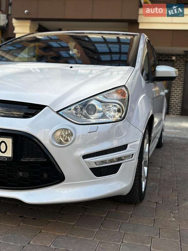 Мінівен Ford S-Max 2014 в Житомирі