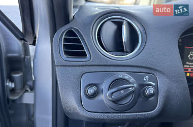 Минивэн Ford S-Max 2013 в 