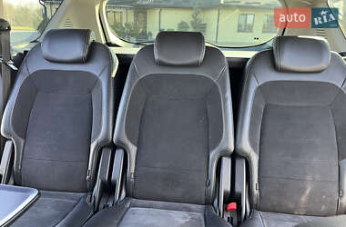 Минивэн Ford S-Max 2013 в 
