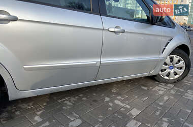 Минивэн Ford S-Max 2006 в 