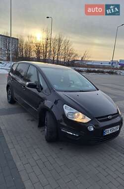 Минивэн Ford S-Max 2013 в 