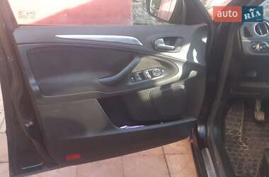 Минивэн Ford S-Max 2008 в 