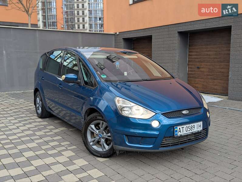 Минивэн Ford S-Max 2006 в 