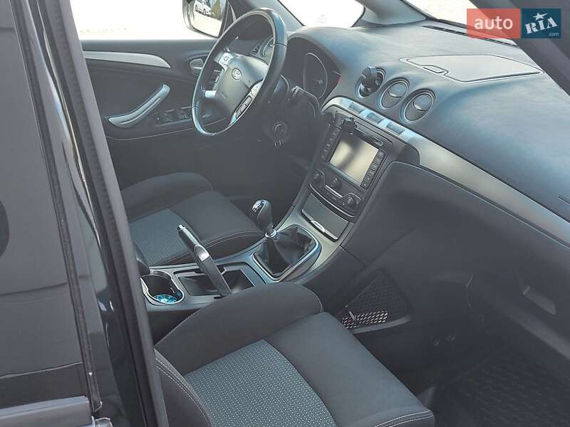 Минивэн Ford S-Max 2014 в Одессе