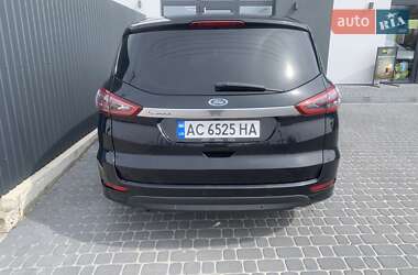 Минивэн Ford S-Max 2015 в 