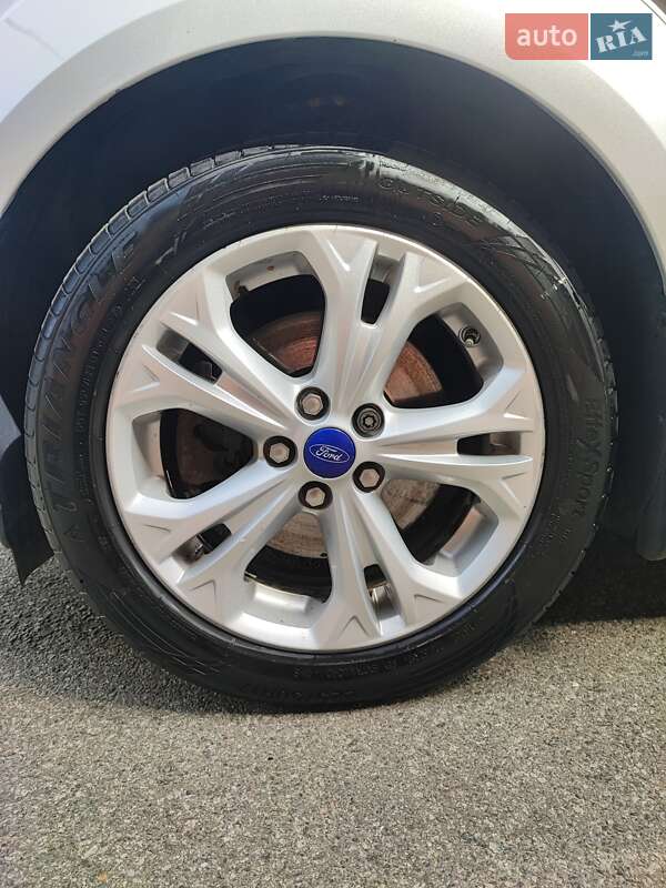 Мінівен Ford S-Max 2012 в Чернігові