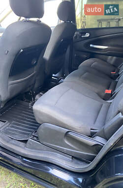 Мінівен Ford S-Max 2009 в 