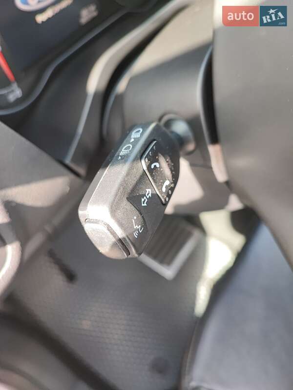 Мінівен Ford S-Max 2012 в Чернігові