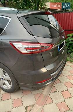 Минивэн Ford S-Max 2016 в 