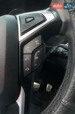 Минивэн Ford S-Max 2016 в 
